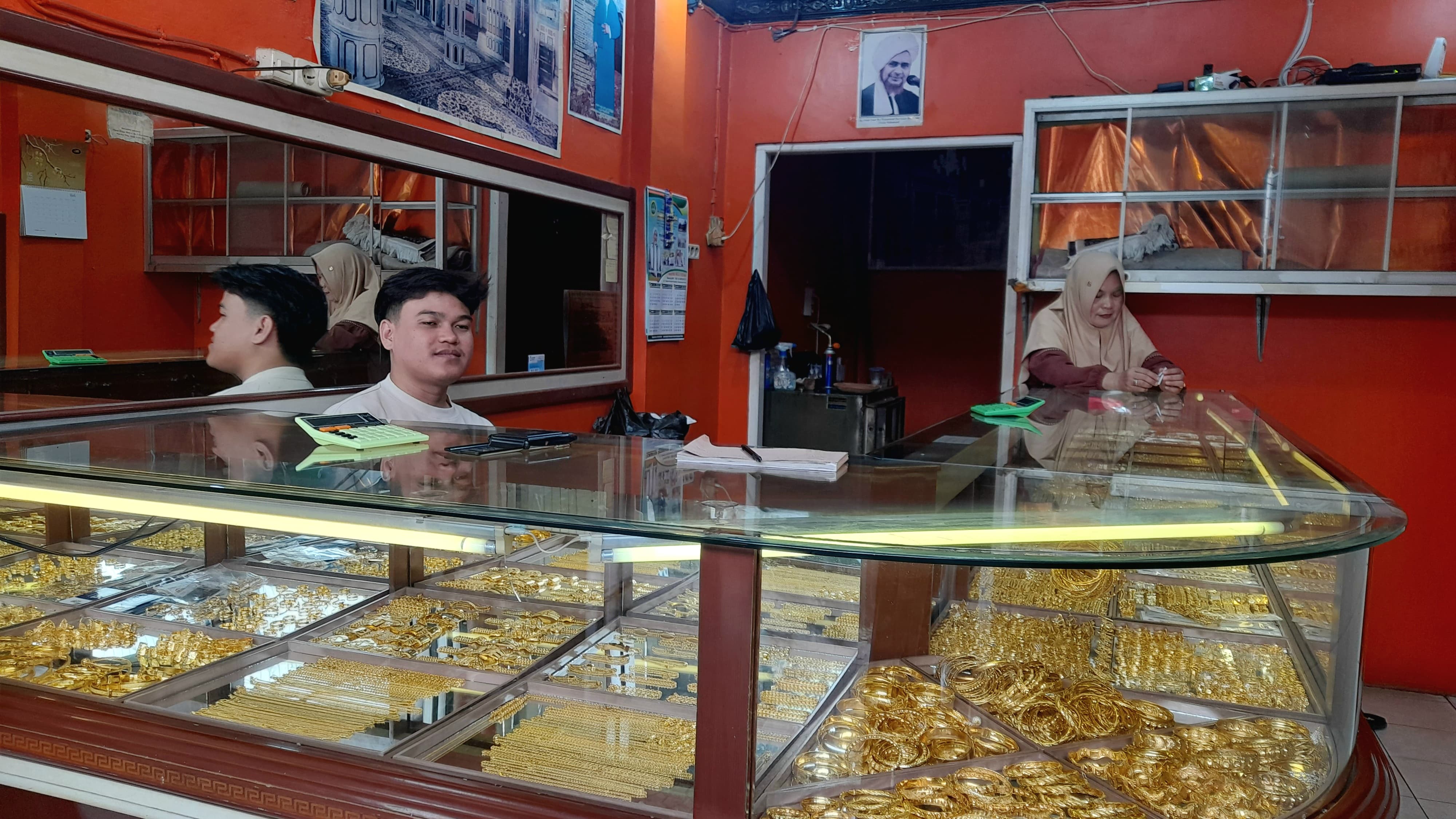 Harga Emas Di Pasar Batuah Martapura Mengalami Kenaikan