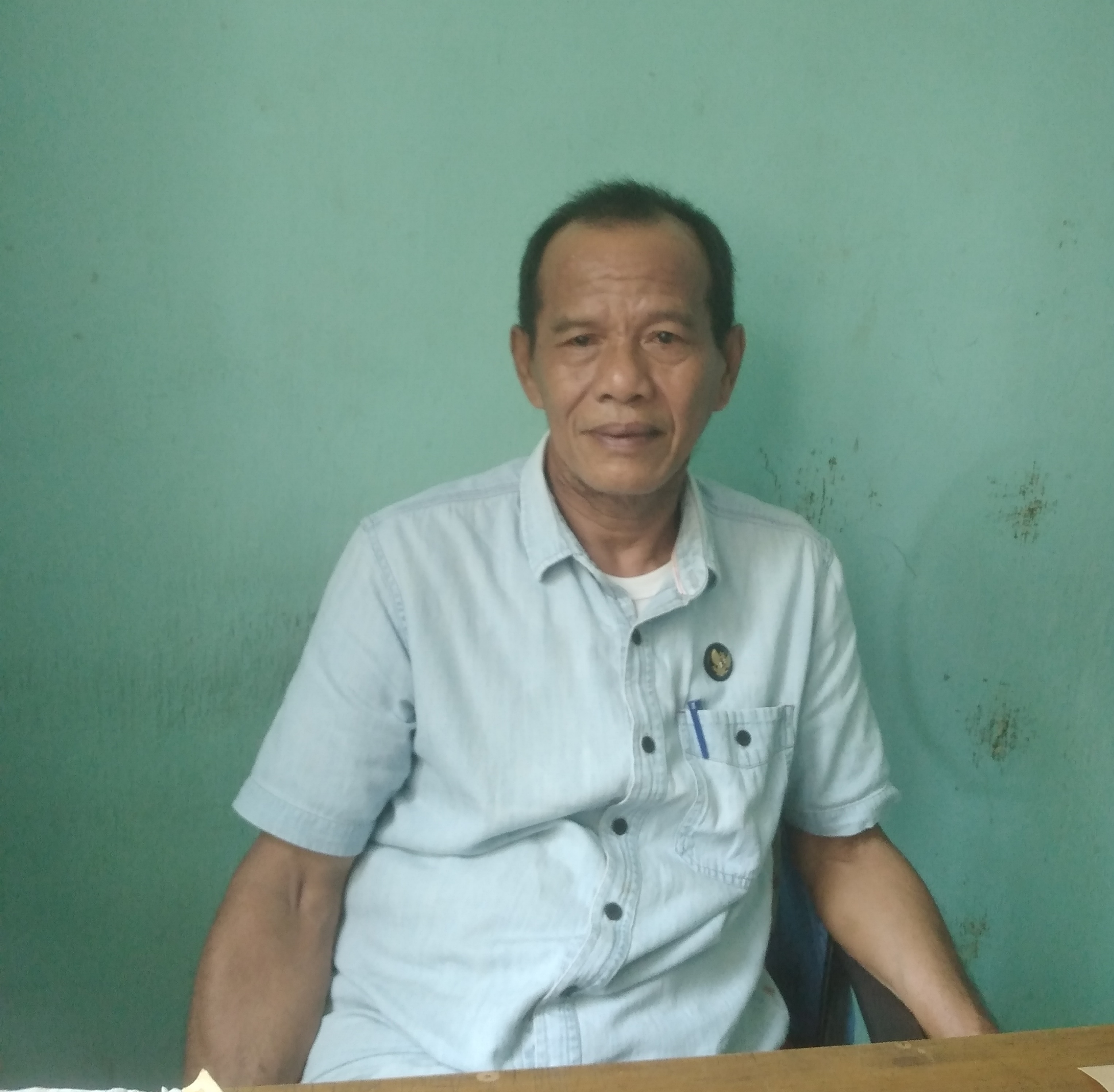DI SUNGAI BAKUNG, PAMBAKAL BERANI ALOKASIKAN BANTUAN PANGAN PAKAI DATA MANUAL